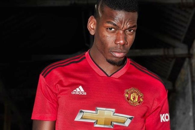 MU ro ri mau ao dau moi goi nho cu an 3 lich su nam 1999 hinh anh