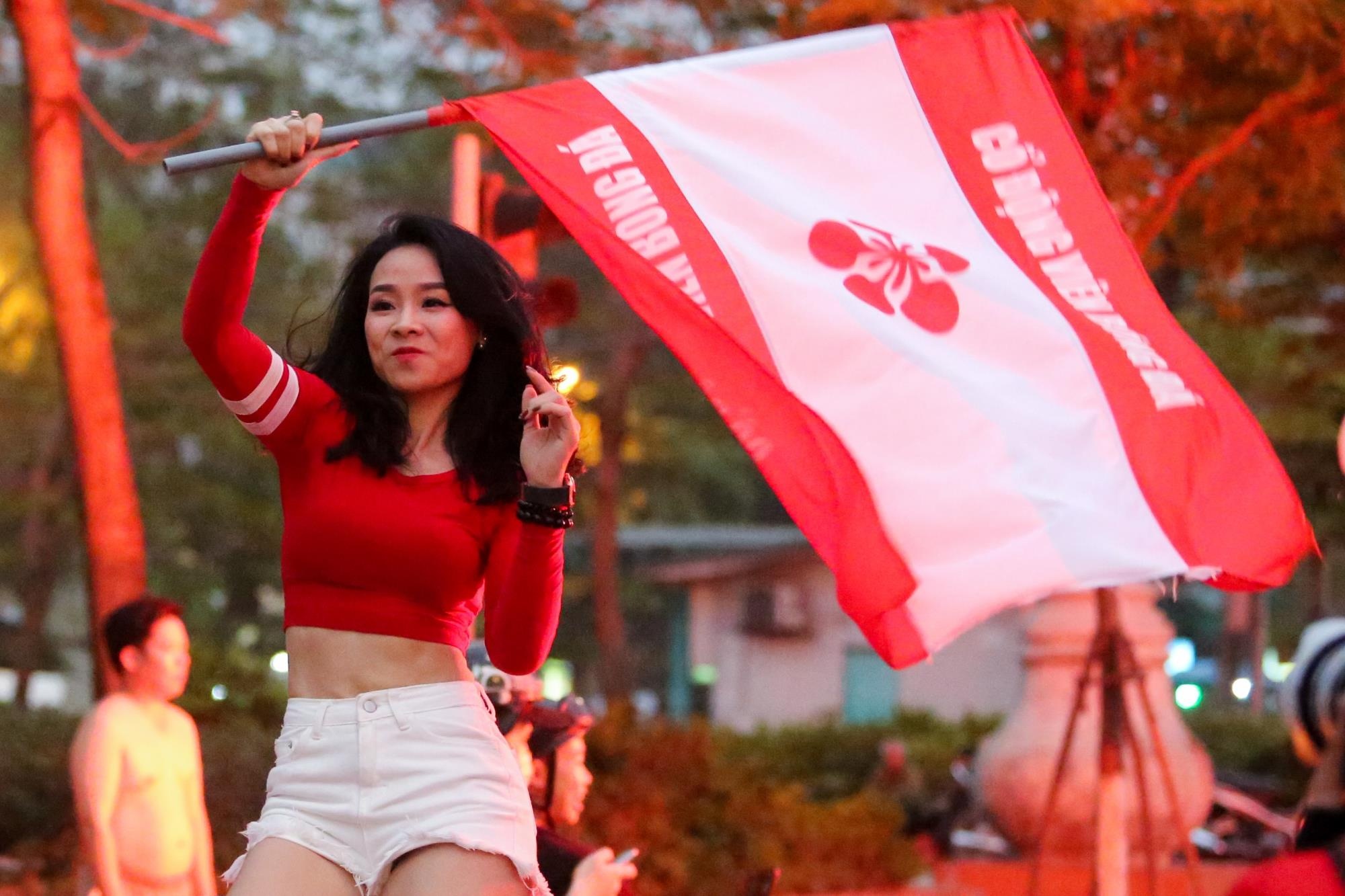 CDV Hai Phong,  CLB Hai Phong,  CLB Ha Noi,  V.League anh 5