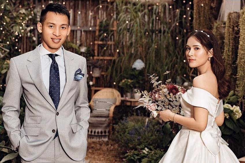 Do Hung Dung tinh tu hon co dau trong ngay vui tram nam hinh anh