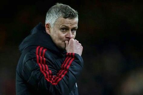 'MU le ra khong nen som ky hop dong chinh thuc voi Solskjaer' hinh anh