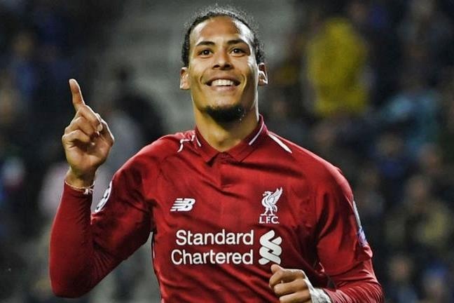 Virgil van Dijk gianh danh hieu Cau thu hay nhat nuoc Anh hinh anh