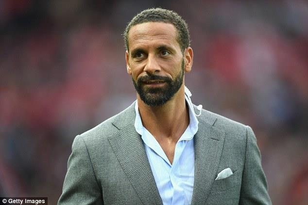 Rio Ferdinand,  Manchester United,  giam doc the thao,  Ngoai hang Anh anh 1