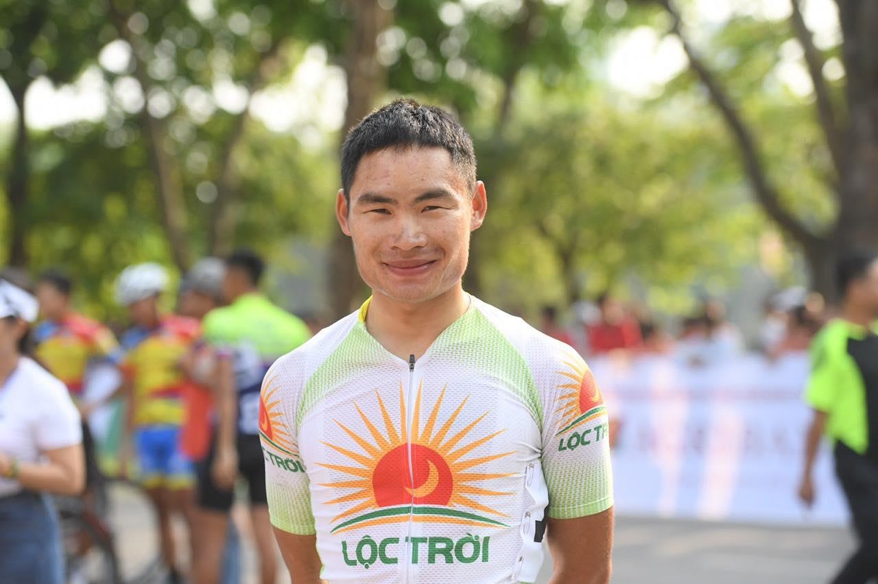 cúp đua xe đạp, Về Điện Biên Phủ, chặng đua hồ Gươm, Quàng Văn Cường ảnh 2 cup dua xe dap, Ve Dien Bien Phu, chang dua ho Guom, Quang Van Cuong anh 2
