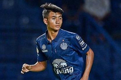 Thai Lan goi than dong 16 tuoi len tuyen truoc tran gap Viet Nam hinh anh