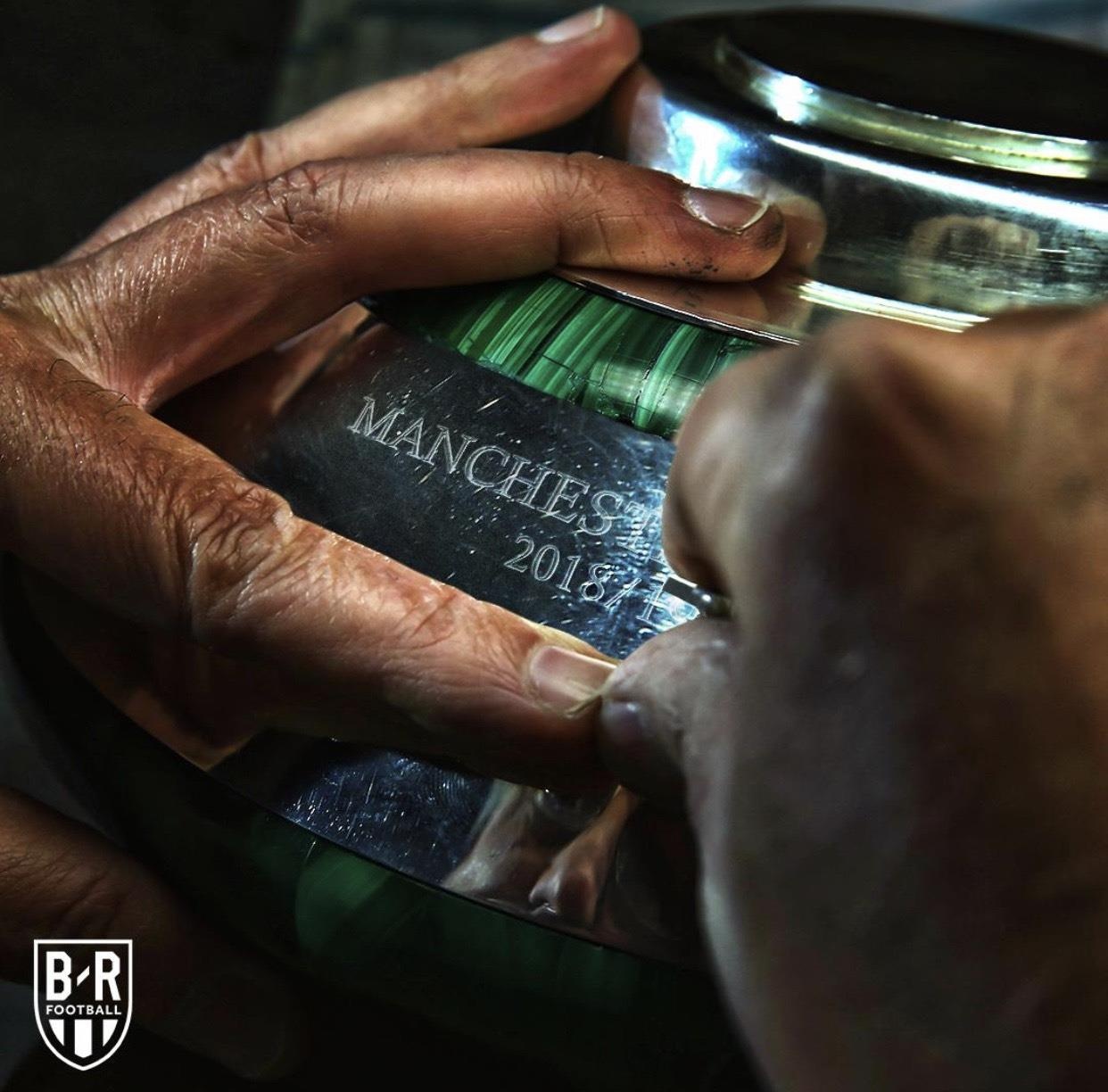 Manchester City,  Liverpool,  vo dich Ngoai hang Anh,  anh che,  Manchester United anh 3