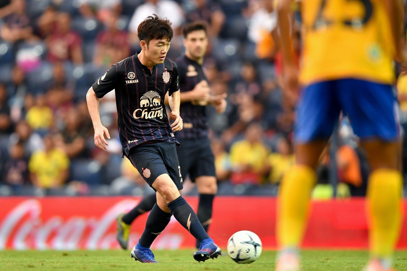 Luong Xuan Truong,  Buriram United,  Thai League,  doi tuyen Viet Nam,  Park Hang-seo anh 2
