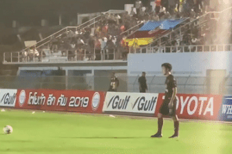 Xuan Truong 'gay bao' voi man ra dau chien thuat tinh te hinh anh