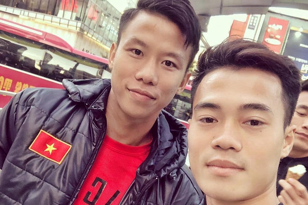 Van Toan treu choc Que Ngoc Hai sau ban thang bang dau hinh anh