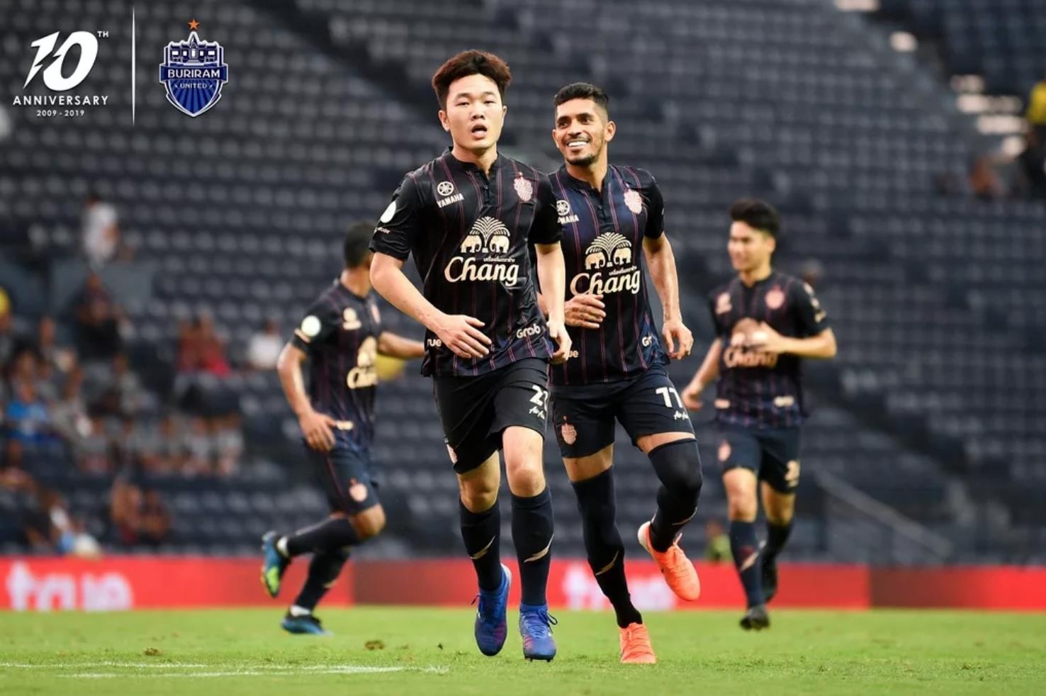 Lương Xuân Trường, Buriram United, Đặng Văn Lâm, Muangthong United, Thai League ảnh 2 Luong Xuan Truong, Buriram United, Dang Van Lam, Muangthong United, Thai League anh 2