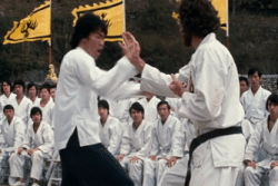 Toc do ra don nhanh kho tin cua Ly Tieu Long hinh anh