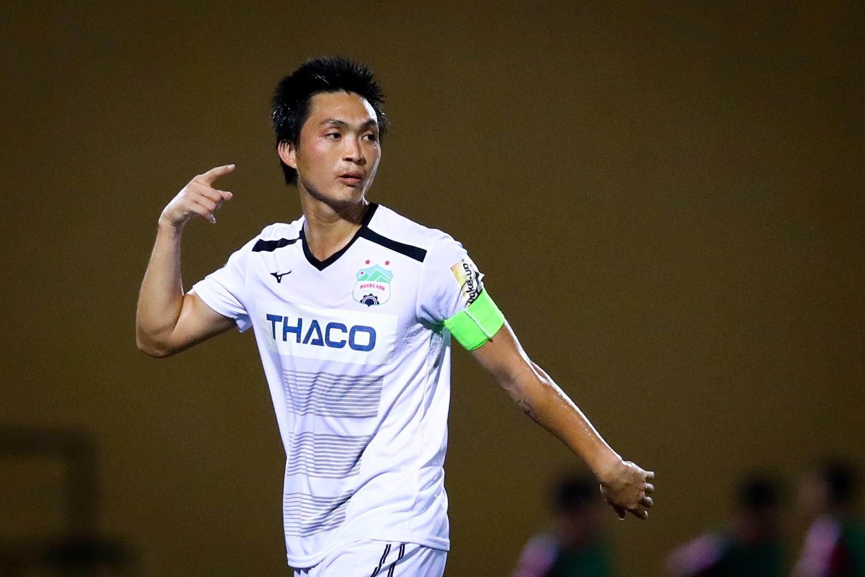 Cong Phuong,  Tran Nguyen Manh,  Anh Duc,  Tuan Anh,  Van Thanh,  King's Cup,  doi tuyen Viet Nam anh 4