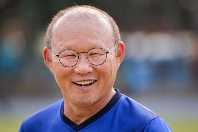 Truyen hinh Han Quoc tiep lua cho tuyen Viet Nam o King's Cup hinh anh