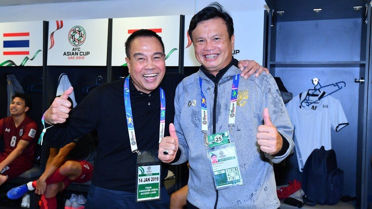 bao Thai Lan,  doi tuyen Thai Lan,  doi tuyen Viet Nam,  King's Cup anh 1