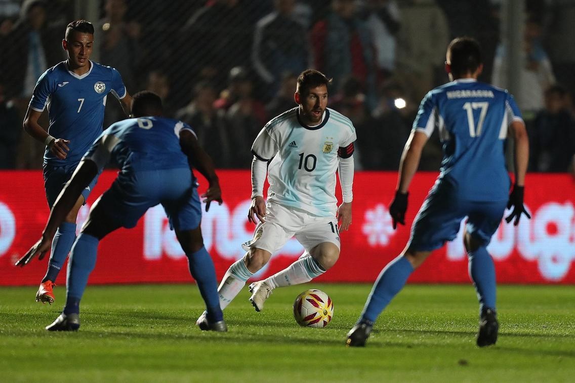 Lionel Messi,  doi tuyen Argentina,  Copa America,  Barcelona anh 3