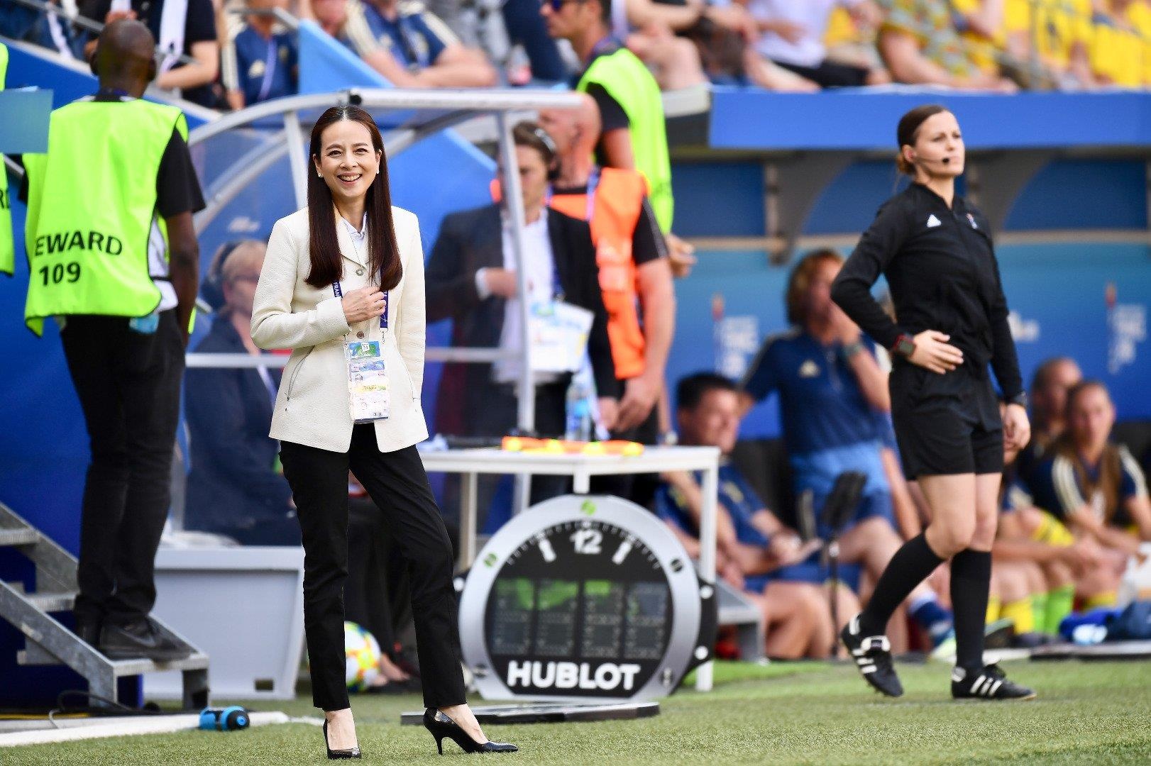 HLV Nualphan Lamsam,  doi tuyen nu Thai Lan,  World Cup nu 2019,  doi tuyen nu Thuy Dien anh 1