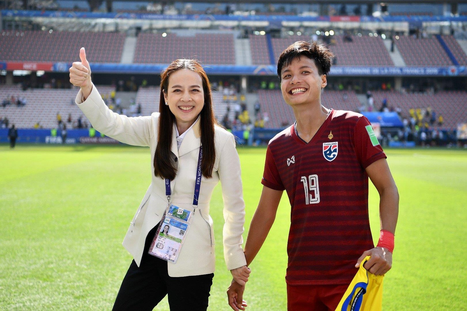 HLV Nualphan Lamsam,  doi tuyen nu Thai Lan,  World Cup nu 2019,  doi tuyen nu Thuy Dien anh 6