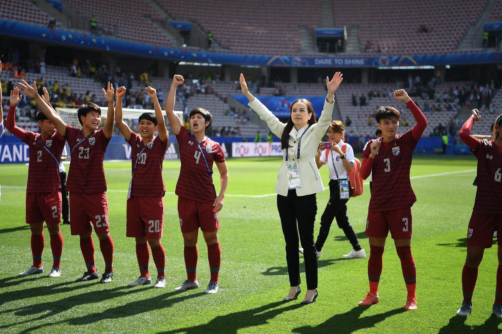 HLV Nualphan Lamsam,  doi tuyen nu Thai Lan,  World Cup nu 2019,  doi tuyen nu Thuy Dien anh 8