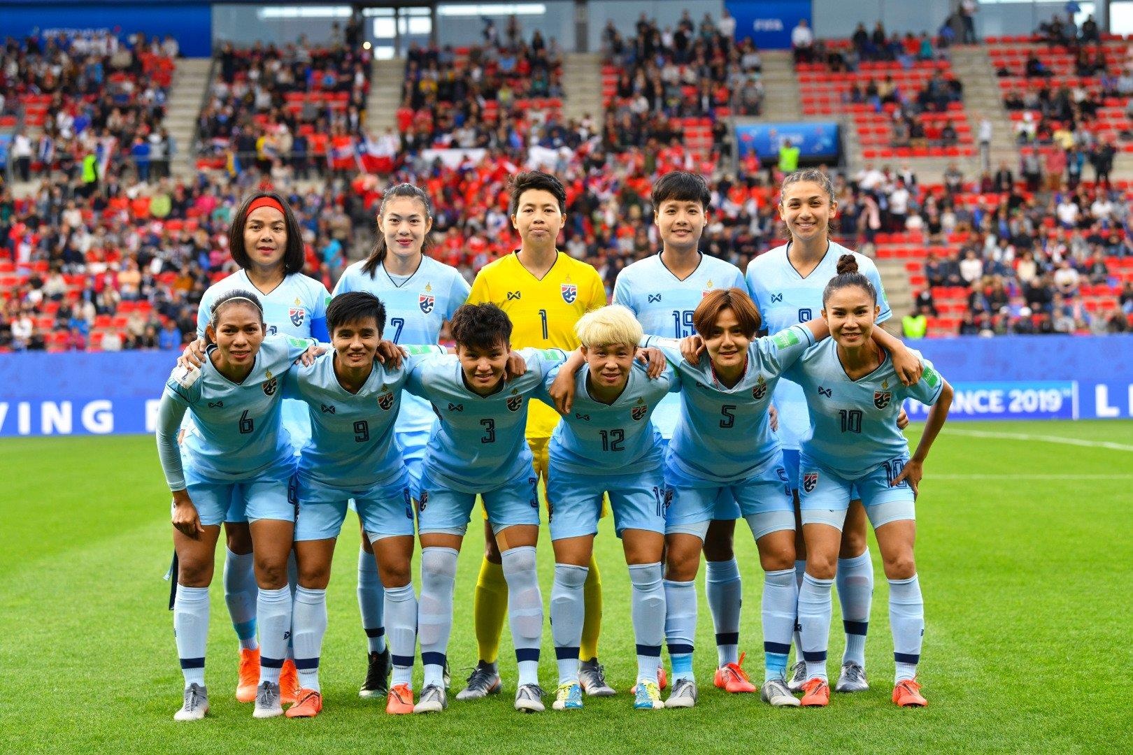 HLV Nualphan Lamsam,  doi tuyen nu Thai Lan,  World Cup nu 2019,  doi tuyen nu Chile anh 1