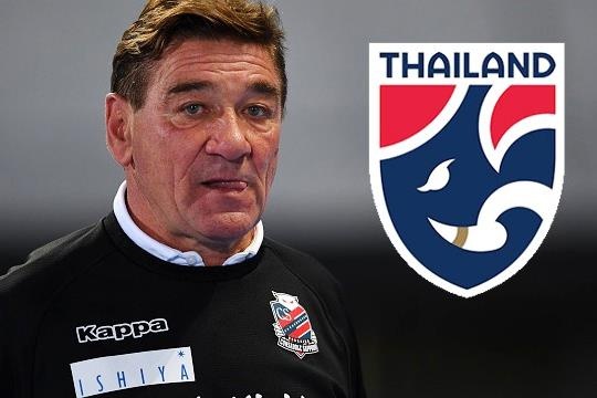 Them mot HLV tu choi dan dat tuyen Thai Lan hinh anh