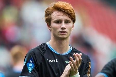 Liverpool co ban hop dong dau tien trong mua he 2019 hinh anh