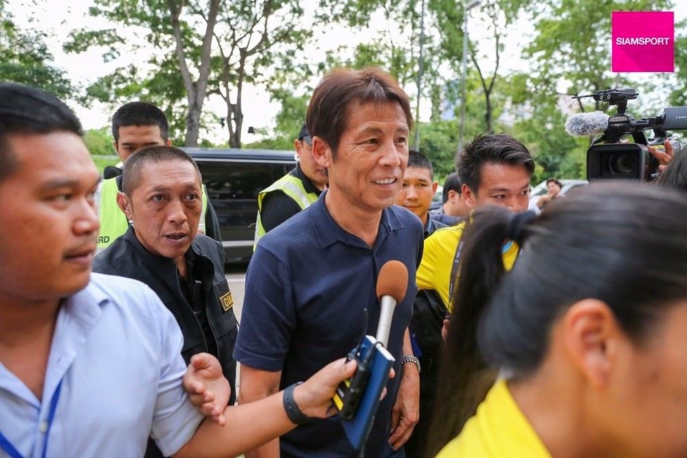 HLV Akira Nishino,  doi tuyen Thai Lan,  tan HLV doi tuyen Thai Lan,  HLV Nhat Ban du World Cup anh 4