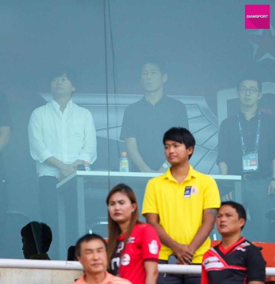 HLV Akira Nishino,  doi tuyen Thai Lan,  tan HLV doi tuyen Thai Lan,  HLV Nhat Ban du World Cup anh 5