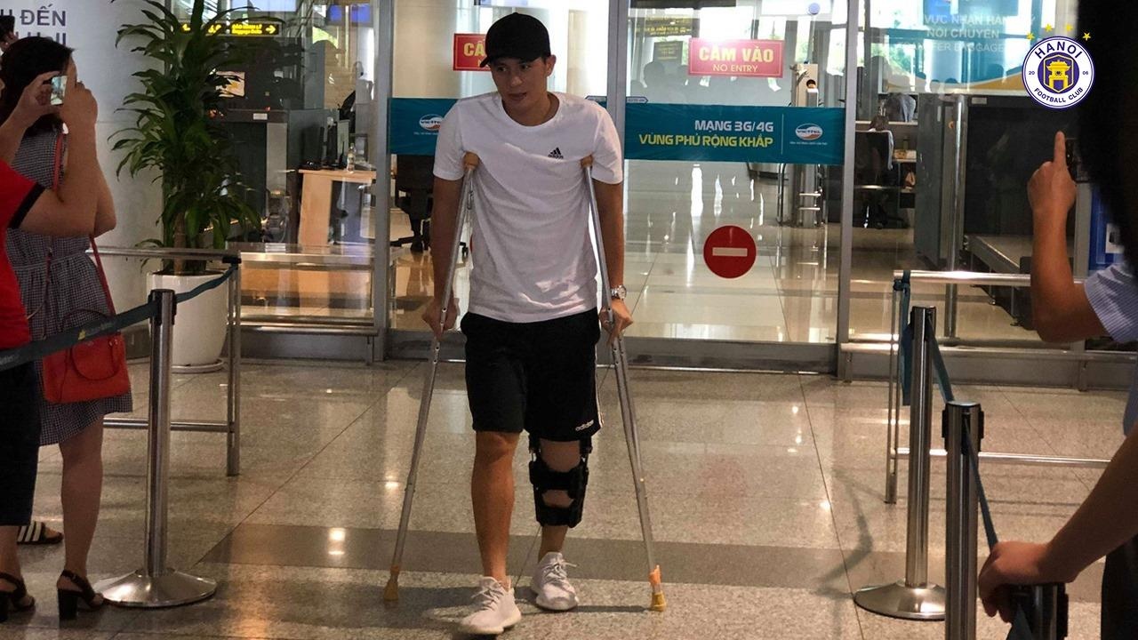 Đình Trọng phẫu thuật chấn thương, Trần Đình Trọng, CLB Hà Nội, Đình Trọng về nước, Đình Trọng chấn thương dây chằng ảnh 3 Dinh Trong phau thuat chan thuong, Tran Dinh Trong, CLB Ha Noi, Dinh Trong ve nuoc, Dinh Trong chan thuong day chang anh 3