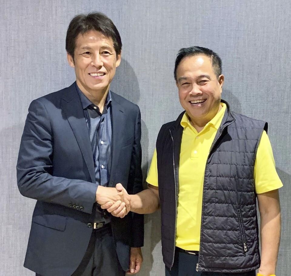 HLV Park Hang-seo,  doi tuyen Viet Nam,  tan HLV doi tuyen Thai Lan,  Akira Nishino anh 1