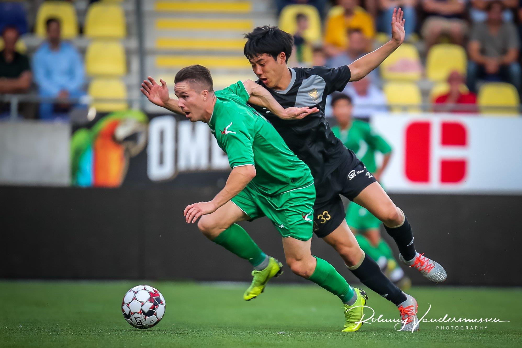 Cong Phuong,  Sint-Truidense V.V,  doi tuyen Viet Nam,  Hoang Anh Gia Lai anh 7