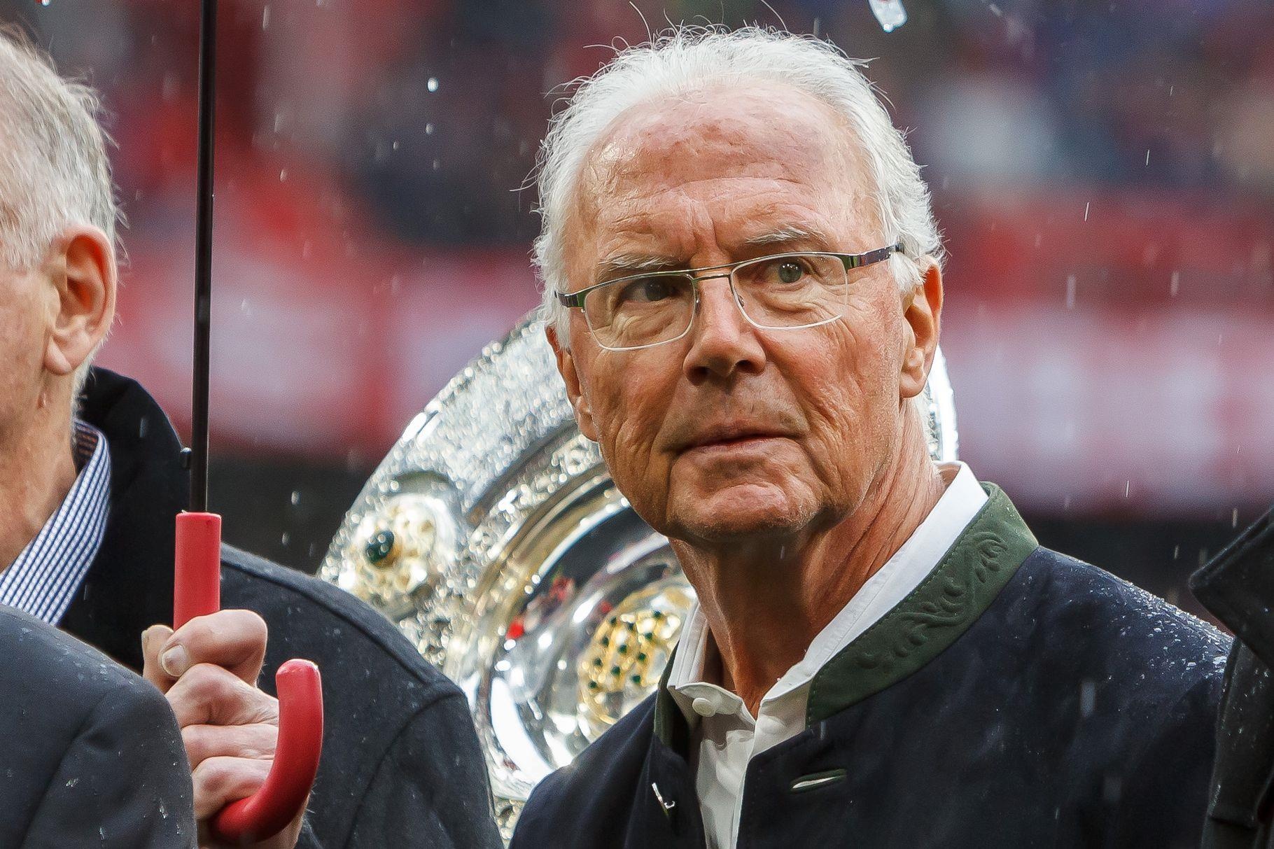 Franz Beckenbauer,  suc khoe suy giam,  Bayern Munich,  FIFA tham nhung anh 1