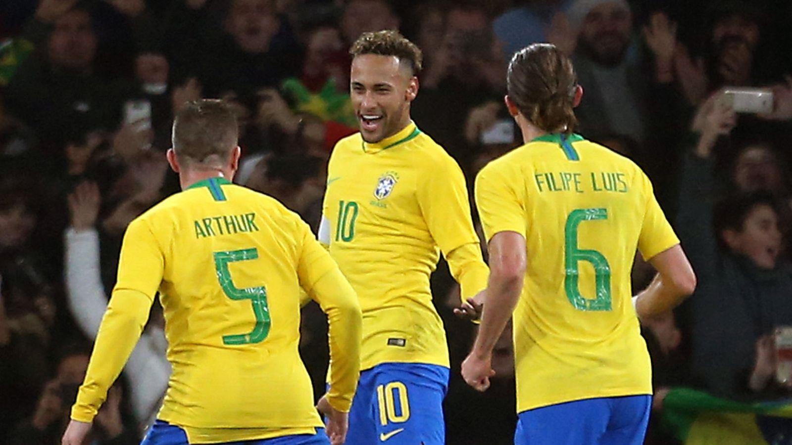 Brazil huy tran giao huu voi Thai Lan hinh anh