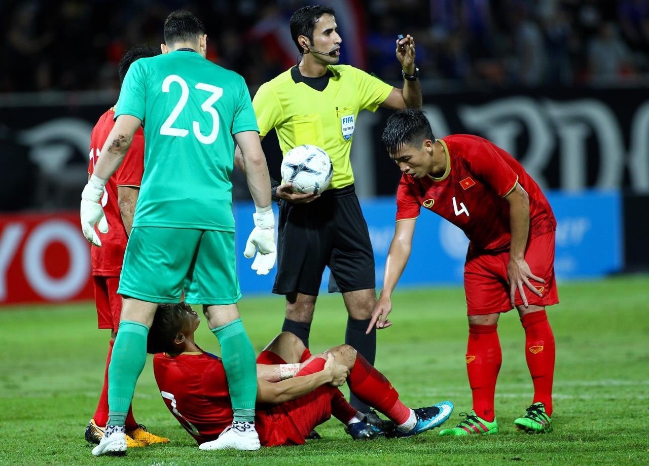 trọng tài Qatar ảnh 1 trong tai Qatar anh 1