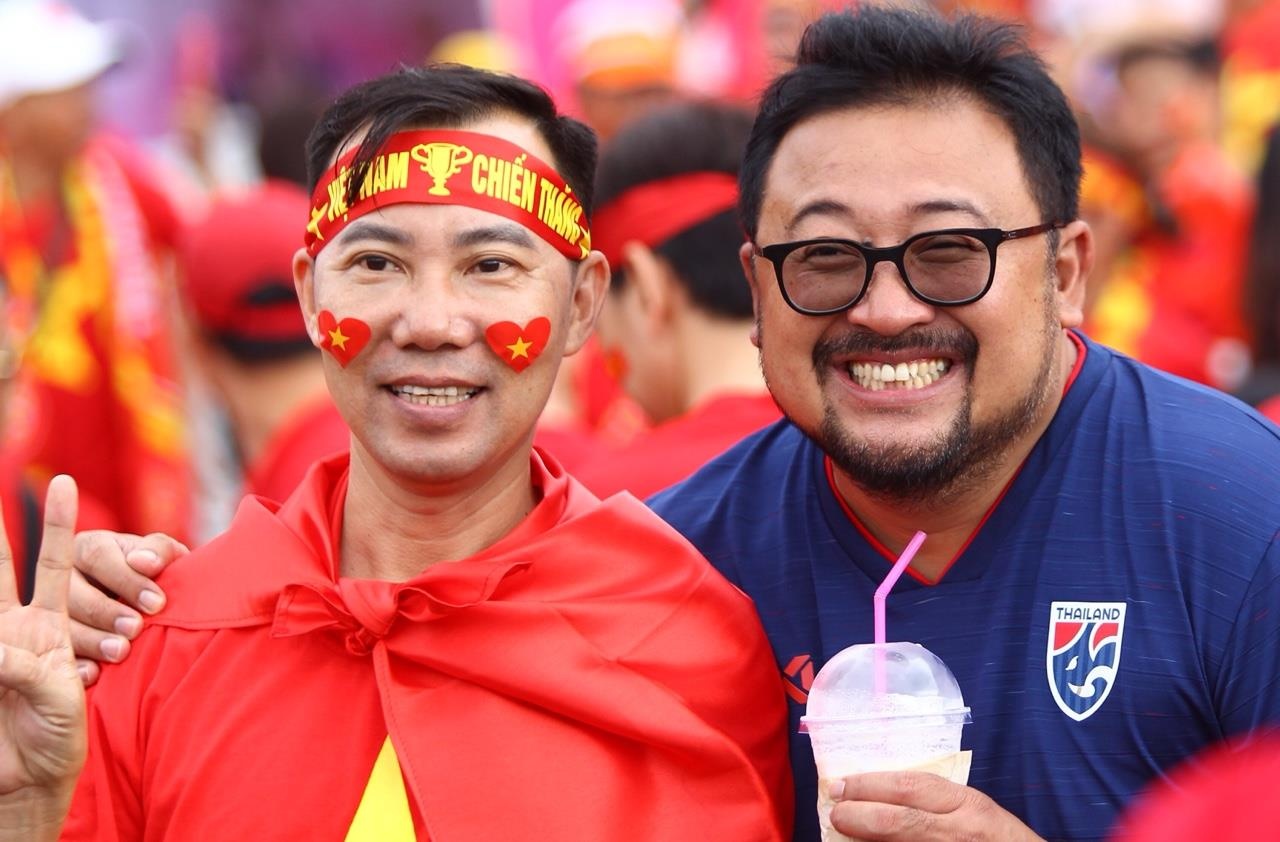 CDV tiep lua doi tuyen Viet Nam anh 1