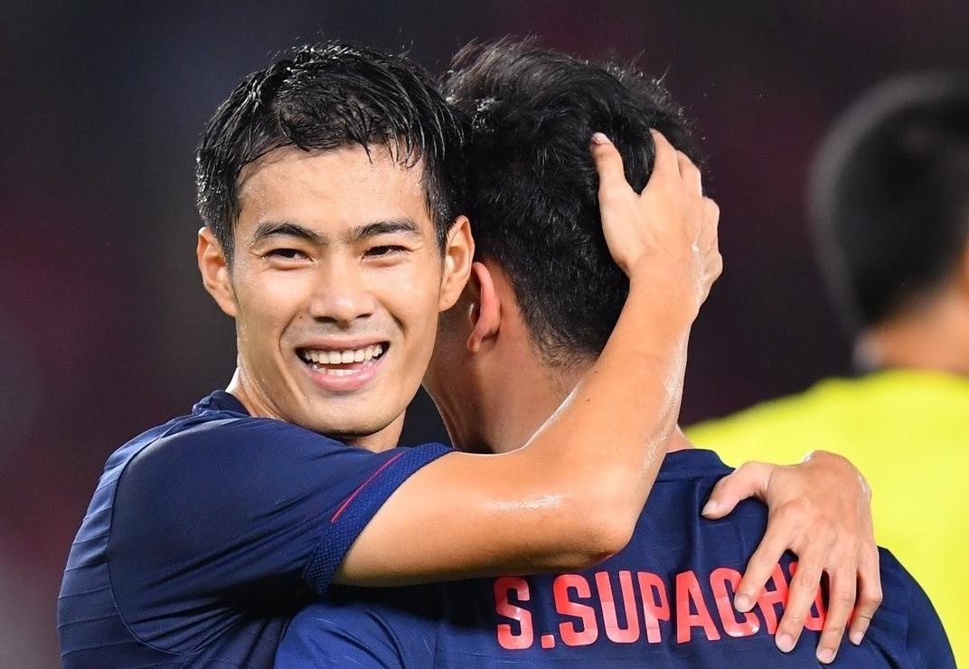 Nishino dua Thai Lan tro lai quy dao voi tran thang Indonesia hinh anh