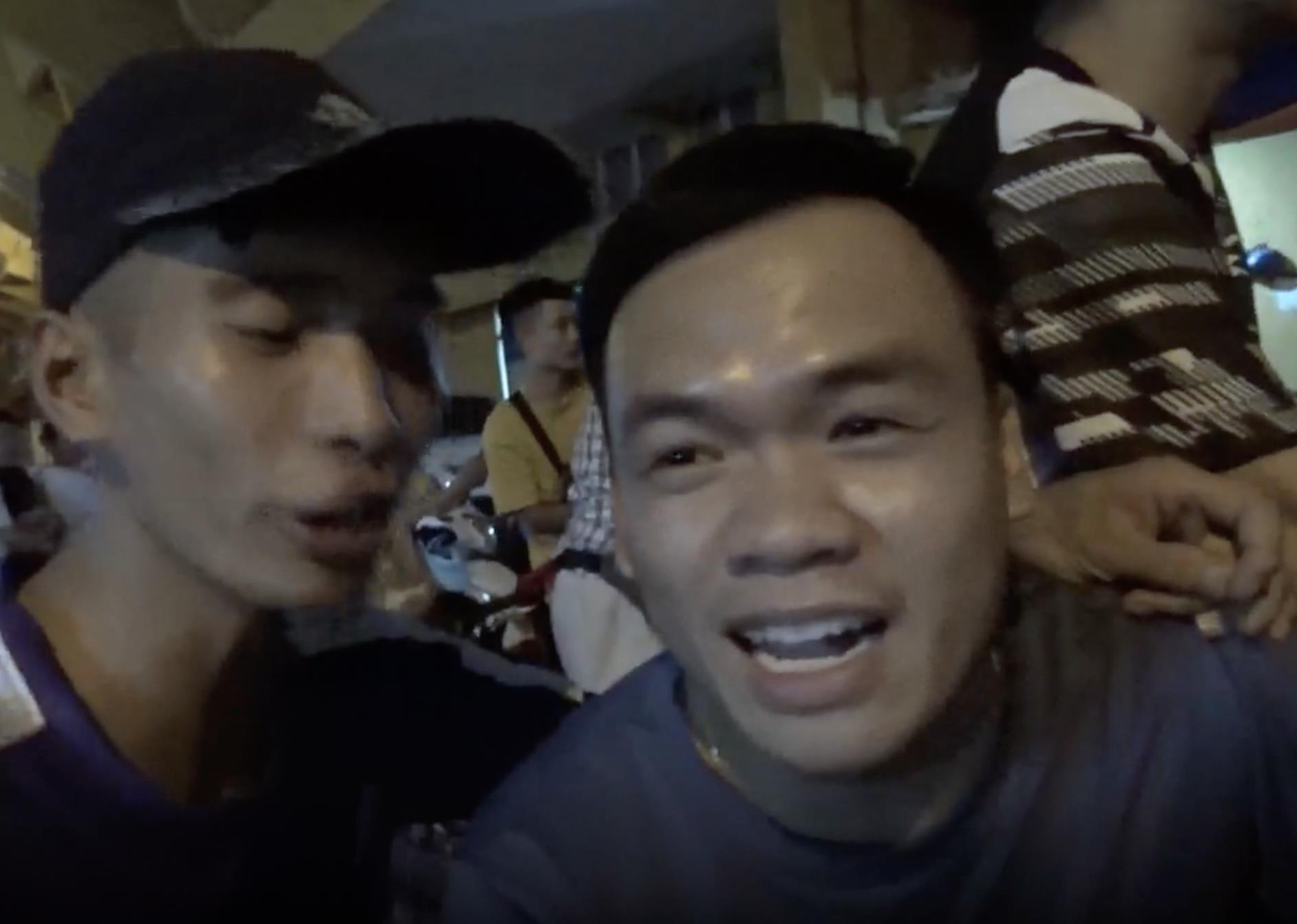 CDV Ha Noi: 'Xem o ngoai san Hang Day van vui' hinh anh