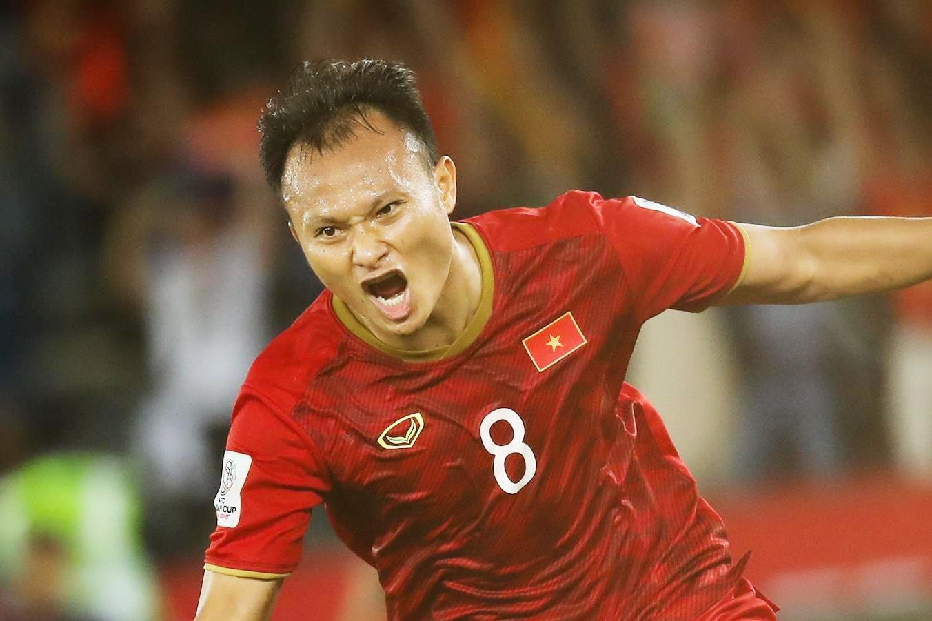 Cuu HLV Thai Lan: 'U22 Viet Nam vao ban ket nho cau thu qua tuoi' hinh anh