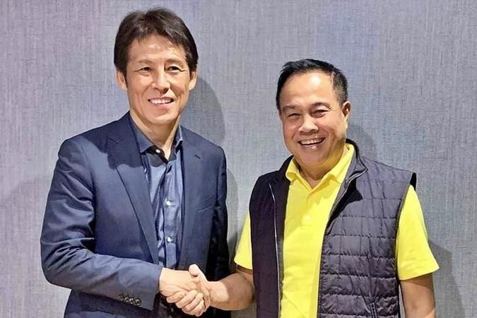 Sau that bai SEA Games, HLV Nishino van sap duoc gia han hop dong hinh anh