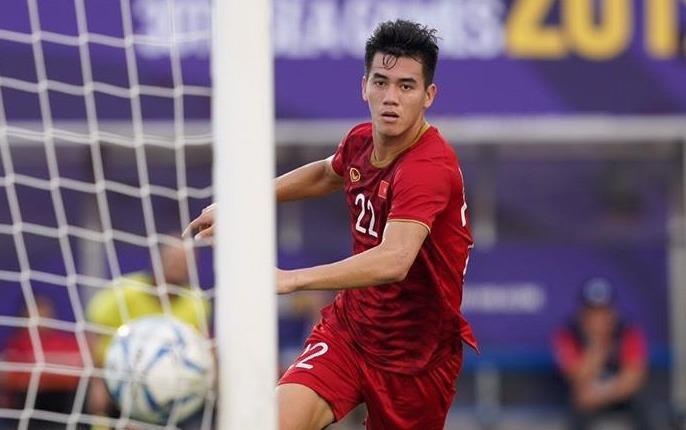 CDV lo lang khi Tien Linh roi khoi san hinh anh