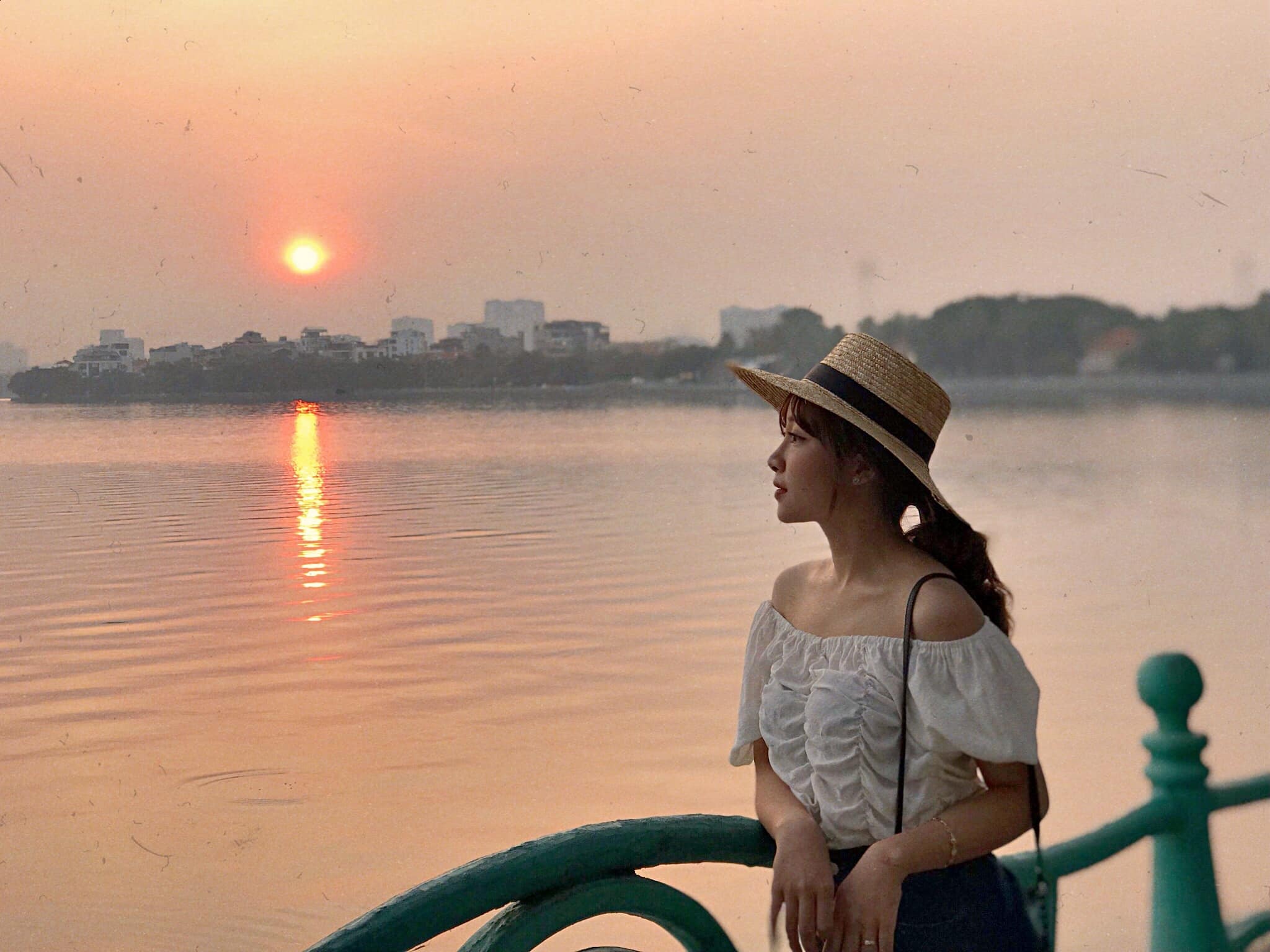 Phan Van Duc lay vo,  Vo Nhat Linh,  le an hoi,  doi tuyen Viet Nam anh 5