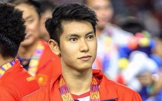 Trong Hung noi gi khi da thay Trong Hoang o U23 Viet Nam? hinh anh