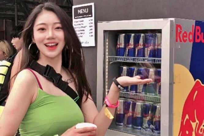 Nhan sac nu phong vien Han Quoc ham mo thay Park va U23 Viet Nam hinh anh