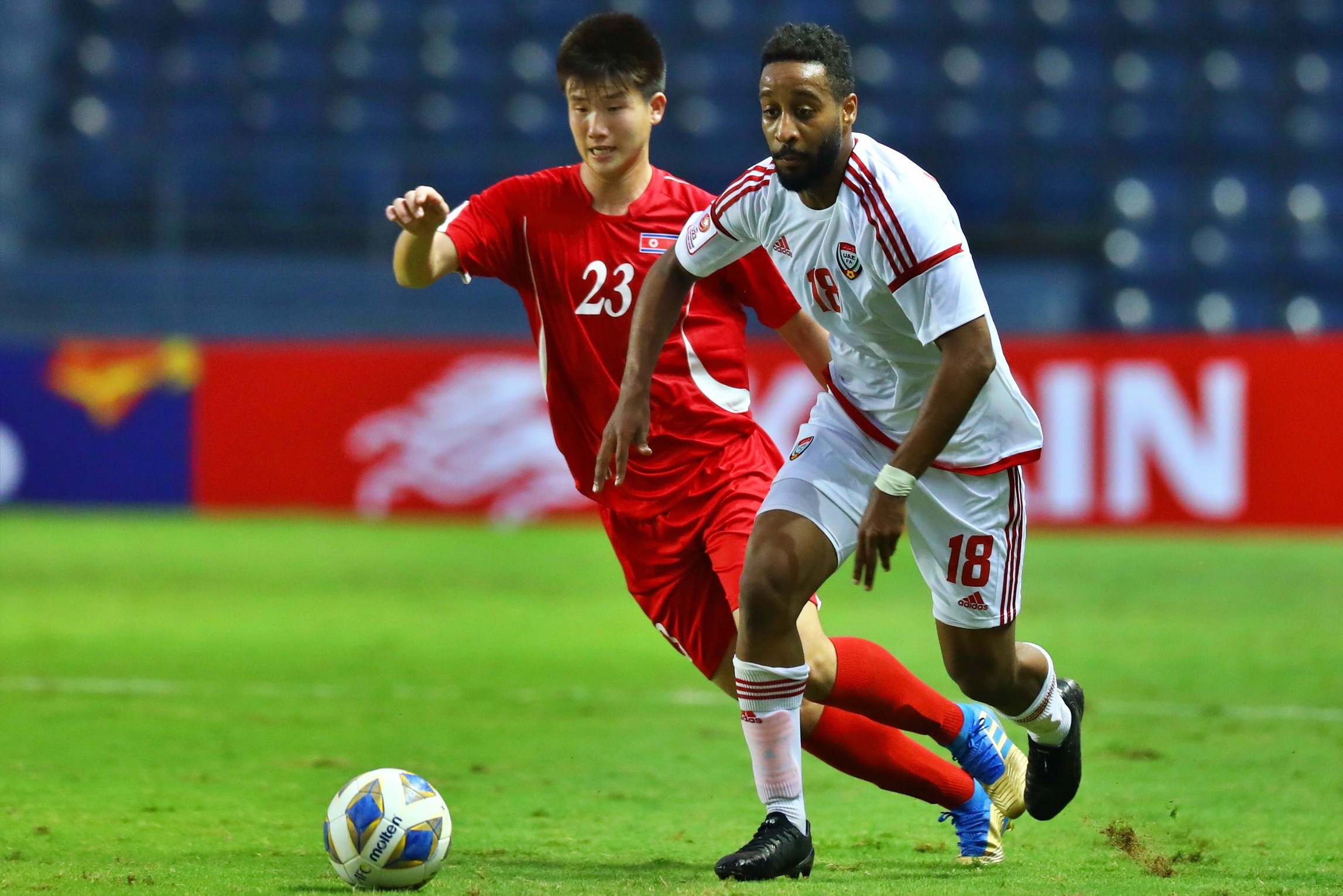 UAE thang Trieu Tien, gay suc ep voi U23 Viet Nam hinh anh