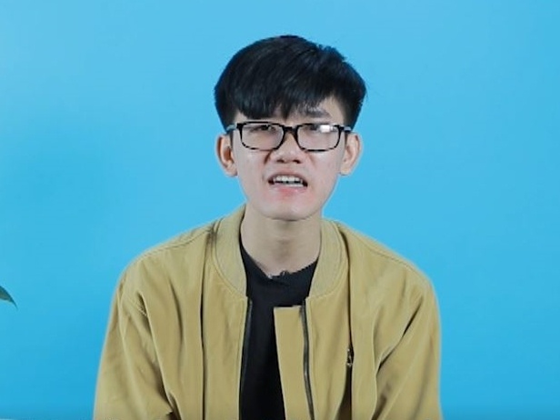 Video - Nam sinh tri het mun an sau mot thang tai phong kham O2 Skin hinh anh