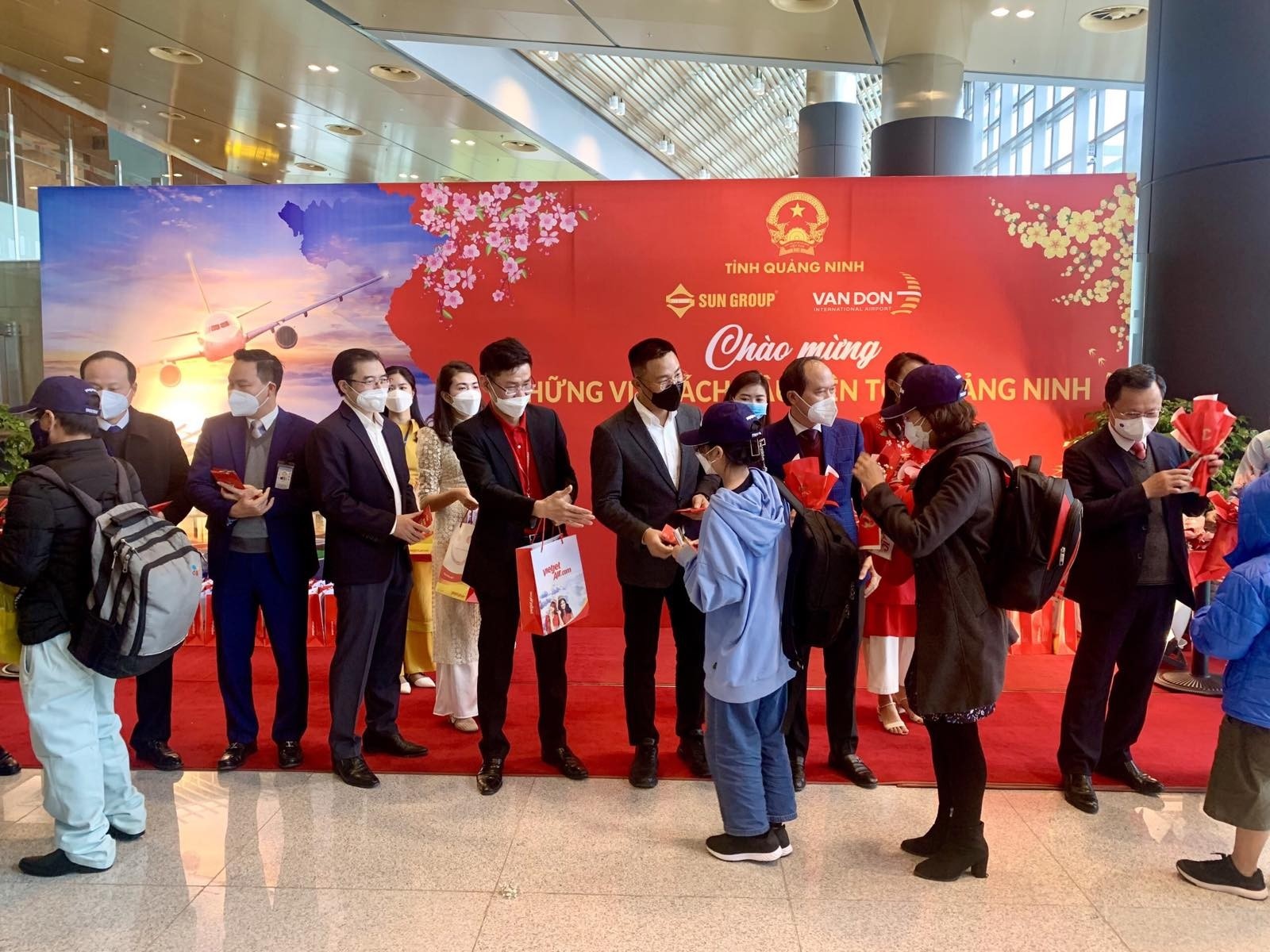 khoi hanh dau nam,  hang khong anh 13