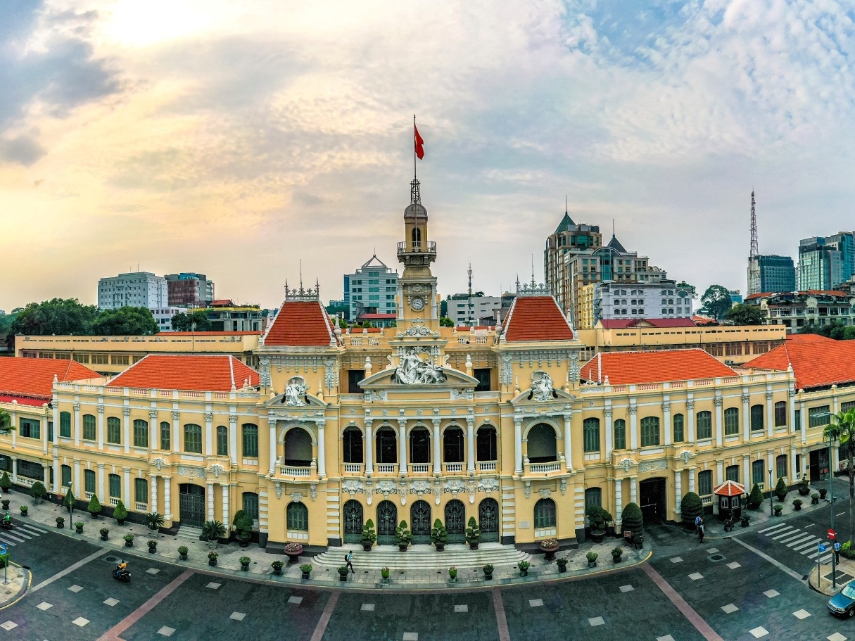 Du hi khap Viet Nam voi gia tour giam toi 60% hinh anh