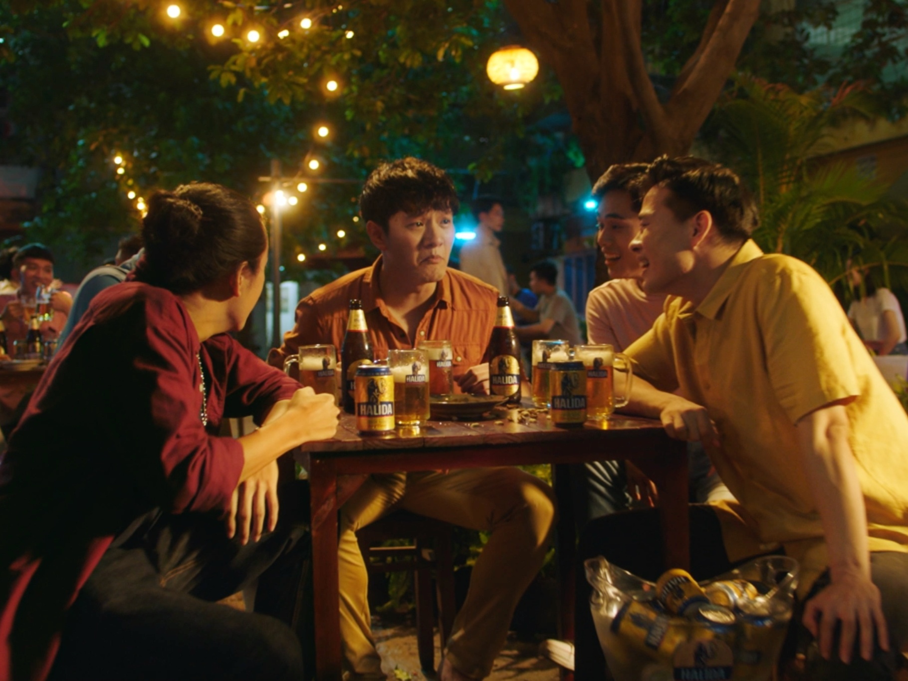 Video - 'Uong vui, doi sang khoai' cung Halida hinh anh