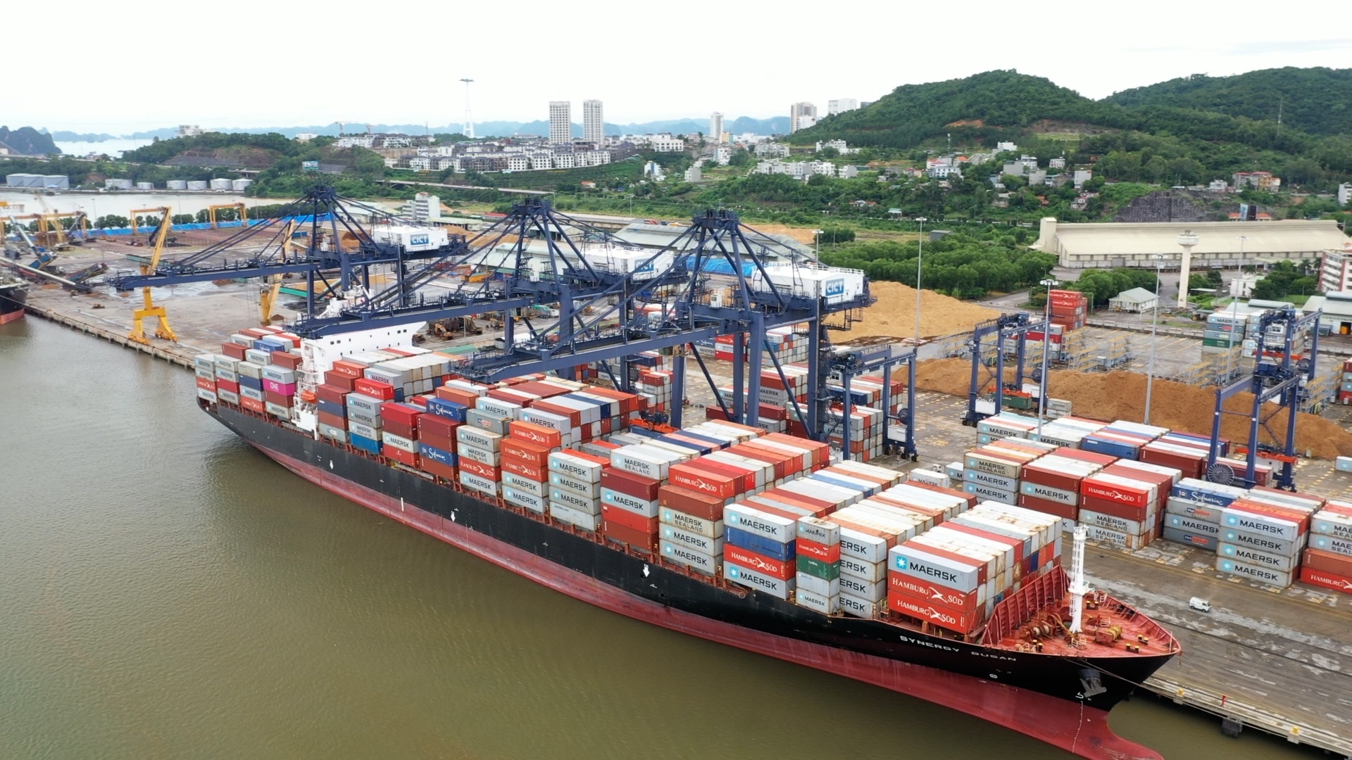 Quang Ninh,  tang truong kinh te anh 2