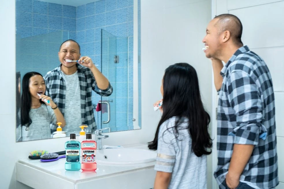 Listerine,  nuoc suc mieng anh 3