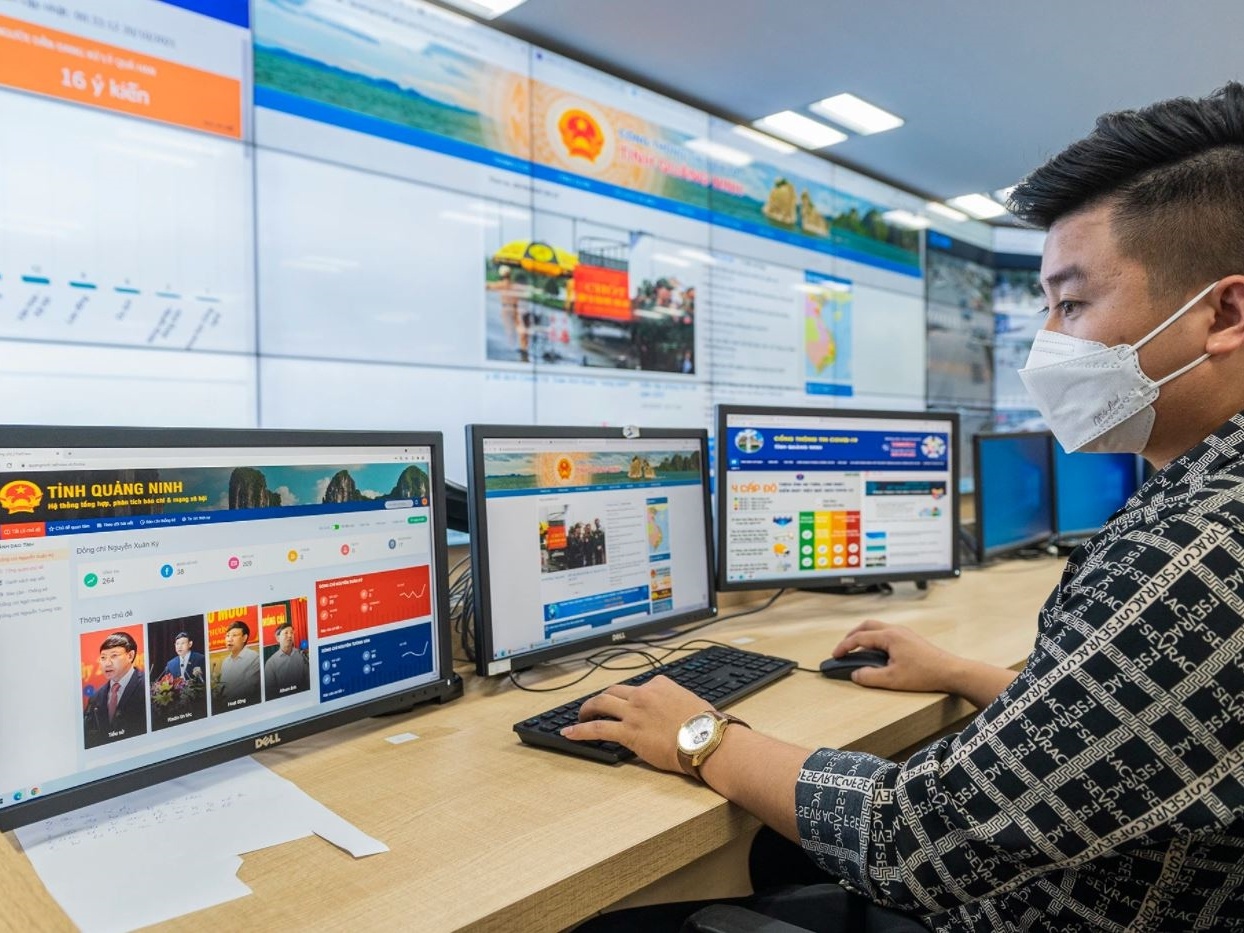 10 nam Quang Ninh cai cach hanh chinh de thu hut dau tu hinh anh