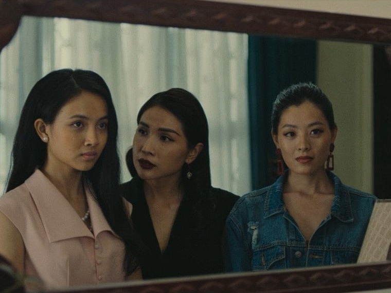 Kha Nhu gay bat ngo trong 'Chuyen ma gan nha' hinh anh